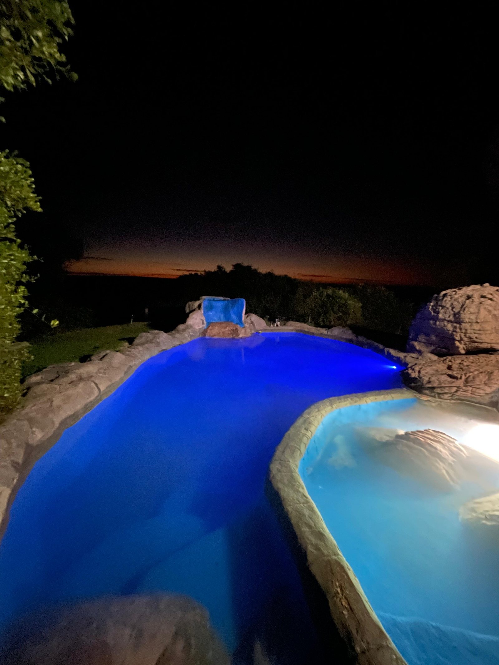 Donkieskraal swimming pool illuminated at night